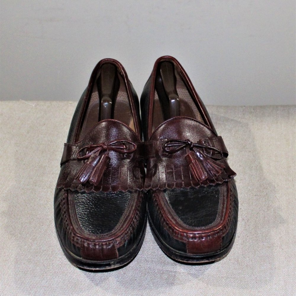 16a JOHNSTON & MURPHY MENS TASSEL LOAFERS - SIZE 11 1/2